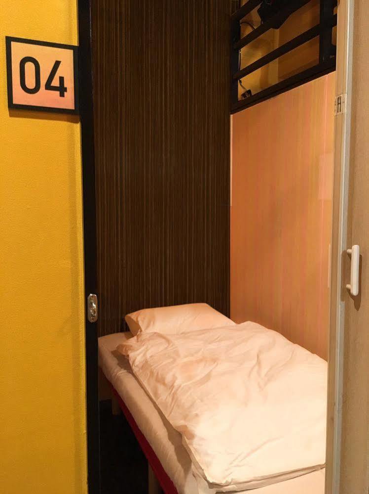 Guest House Chadapon Tokyo Bagian luar foto