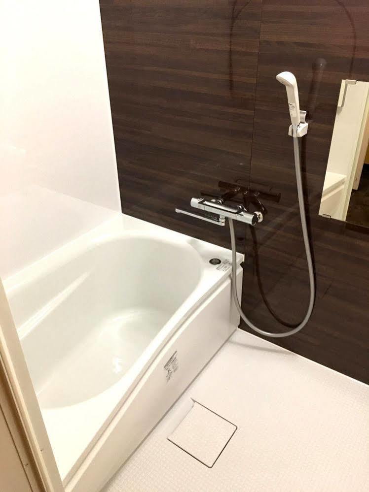 Guest House Chadapon Tokyo Bagian luar foto
